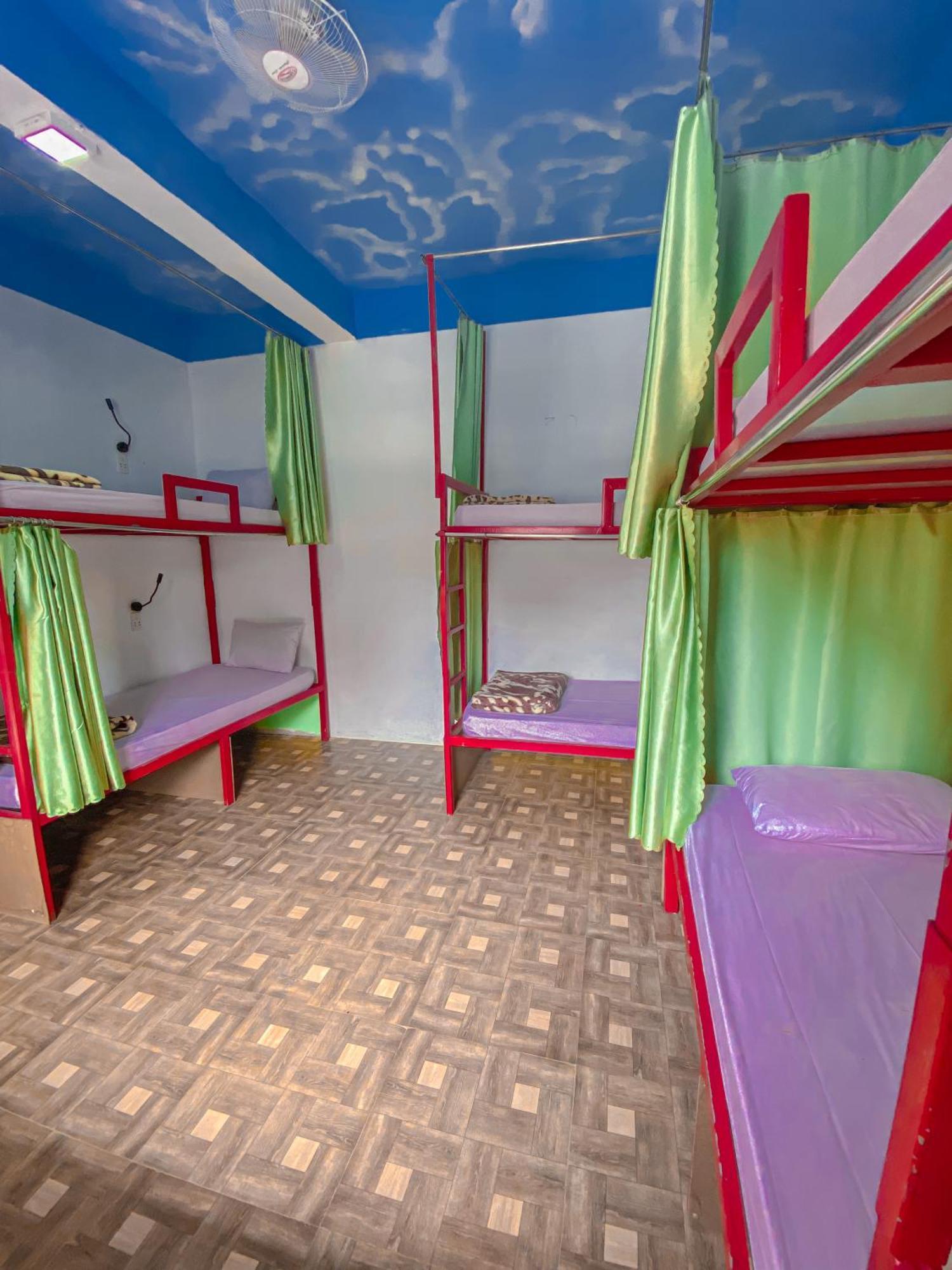 Vang Vieng Ruby Backpackers Hostel Экстерьер фото