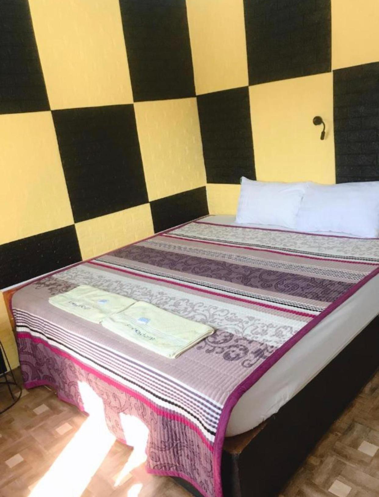 Vang Vieng Ruby Backpackers Hostel Экстерьер фото