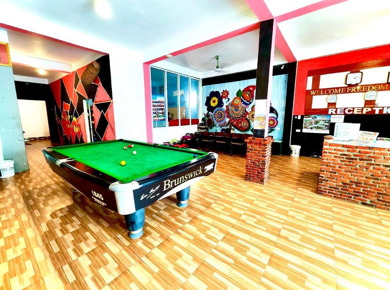 Vang Vieng Ruby Backpackers Hostel Экстерьер фото