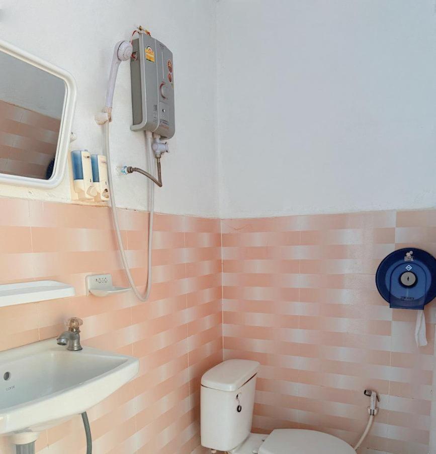 Vang Vieng Ruby Backpackers Hostel Экстерьер фото