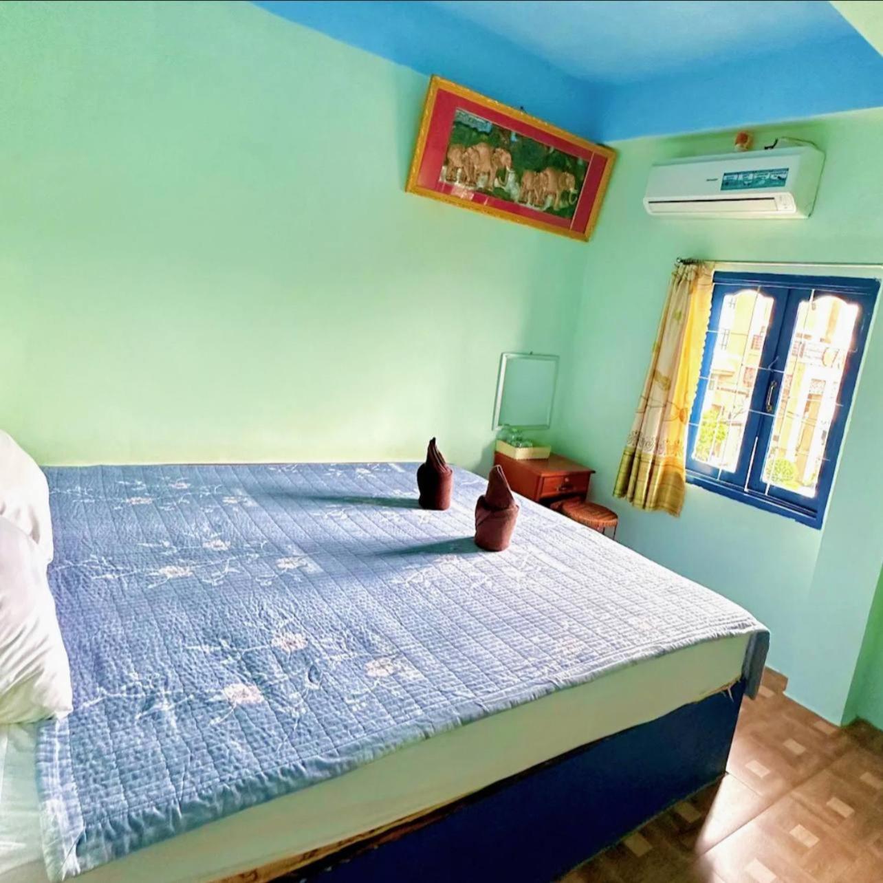 Vang Vieng Ruby Backpackers Hostel Экстерьер фото